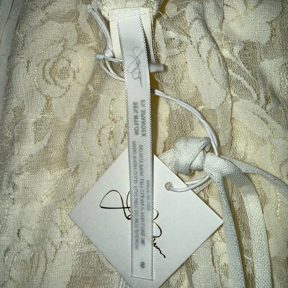 Elegant Cream Lace Pants - Picture 3 of 4